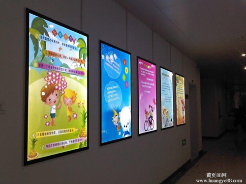 室外磁吸燈箱應(yīng)具有什么樣的屬性？